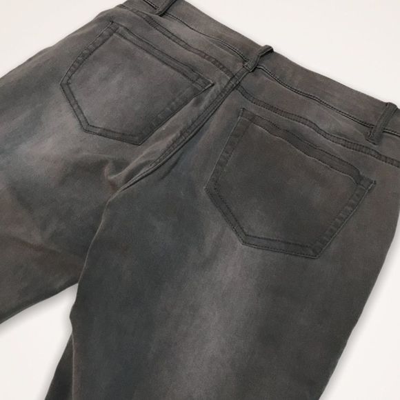 NANETTE LEPORE Faded Gray Wash Skinny Ankle Jeans - Picture 6 of 9